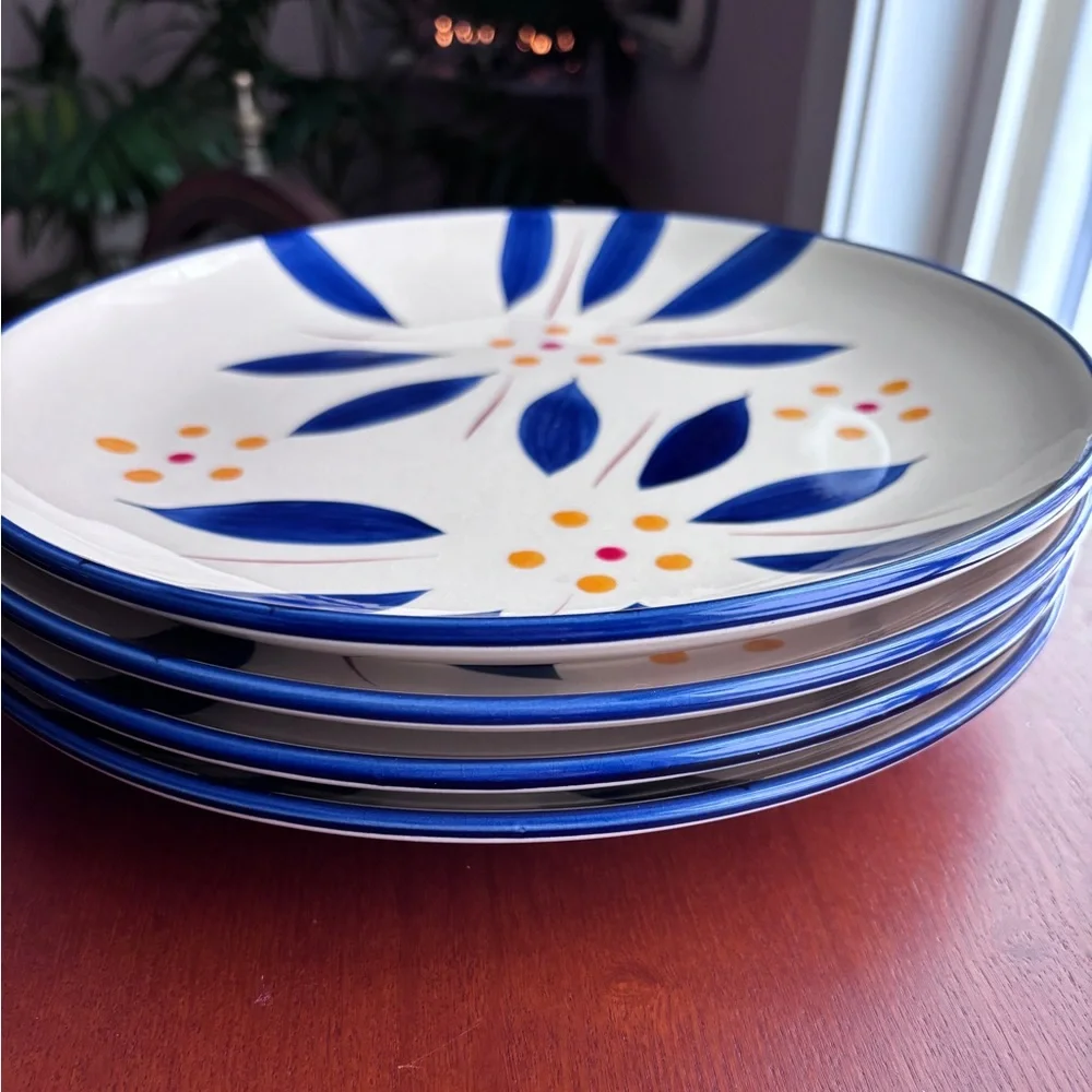 Old World Plates TempTations by Tara Blue Set of four Vintage